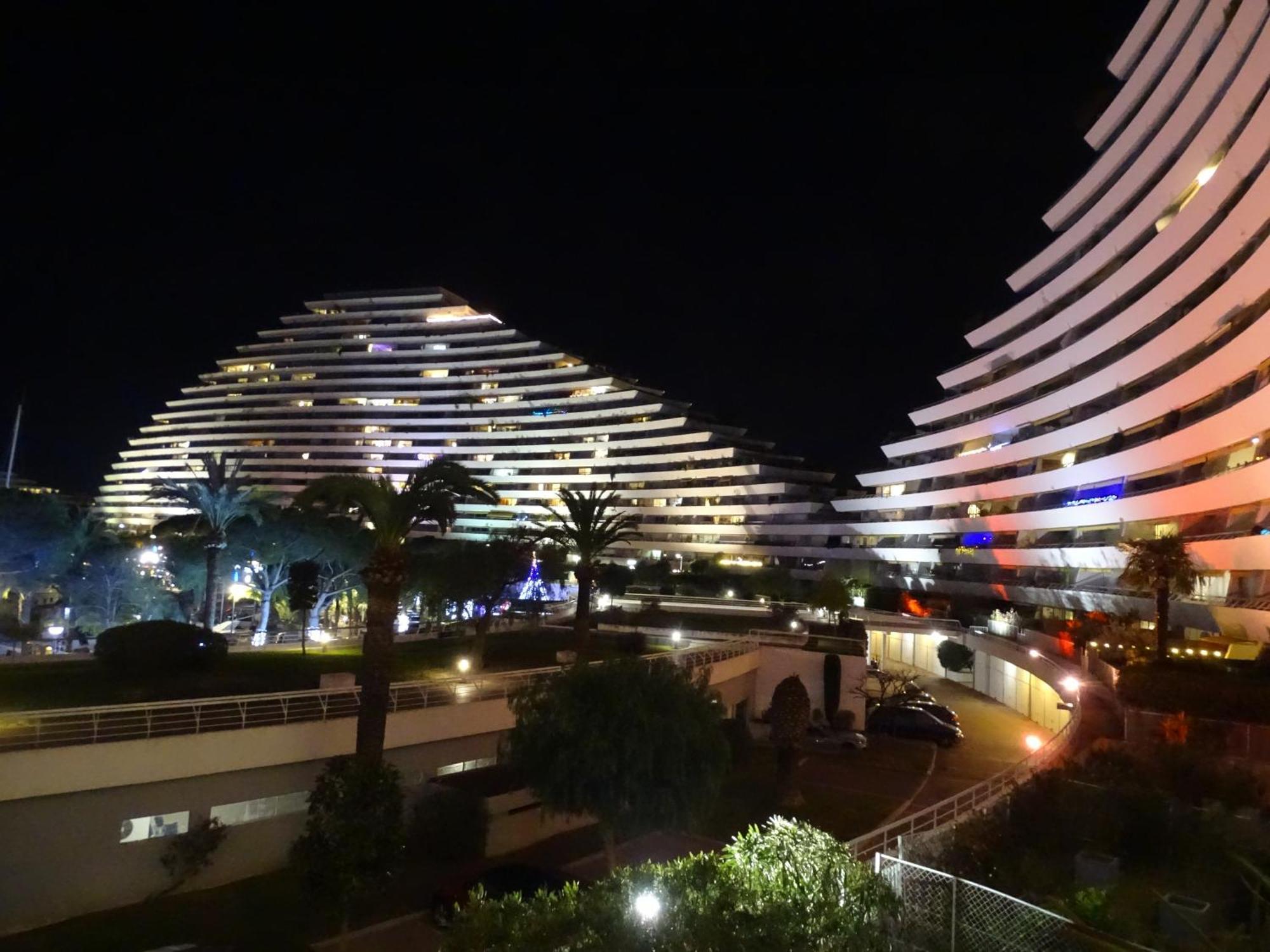 Appartement Bord De Mer Marina Baie Des Anges Villeneuve-Loubet Exteriör bild
